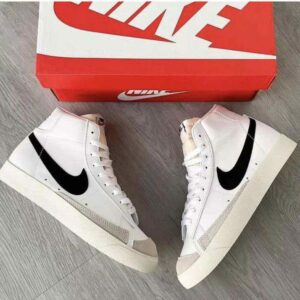 Nike Blazer Mid '77 Vintage White Black