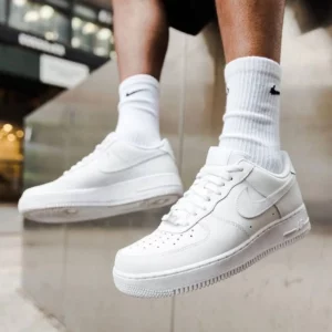 Nike Air Force 1 Low '07 – Triple White
