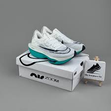 Nike Alphafly 2 Women's Road Racing Shoes. Nike SG