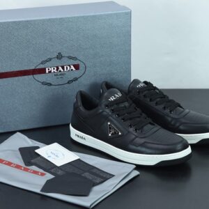 Sneakers Prada Milano – Noir & Blanc – Luxe et Élégance urbaine