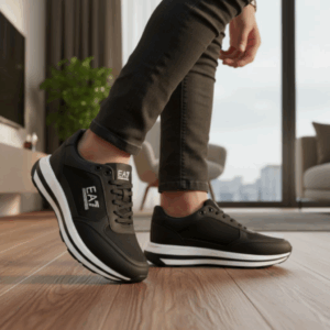 EA7-Emporio Armani Sneaker Noir-Blanc Plateforme »