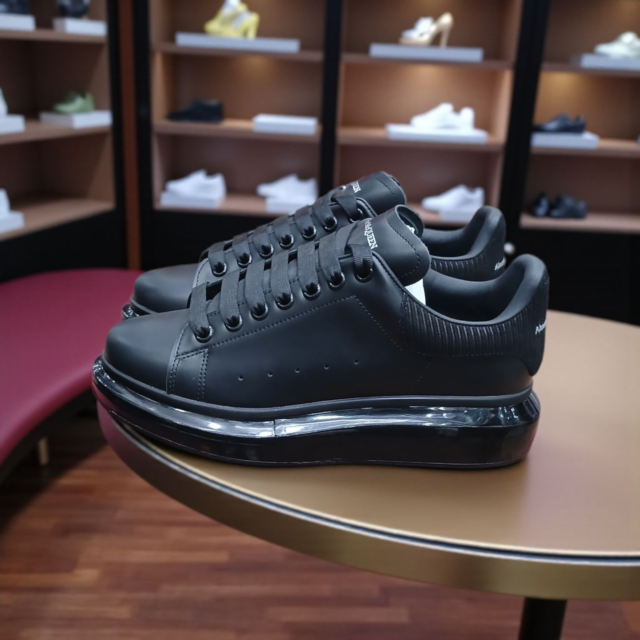 Baskets de Luxe Alexander McQueen - Modèle Oversized Triple Black