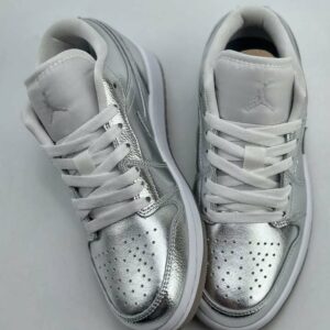 Air Jordan 1 Low Silver Edition