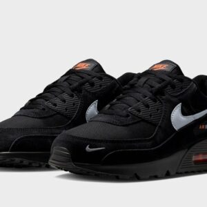 Nike Air Max 90 (Triple Black dominant)
